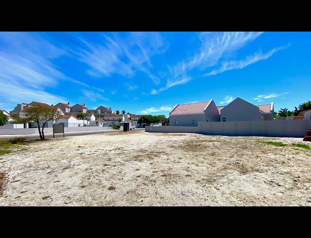 3 BEDROOM HOUSE FOR SALE IN PORT OWEN